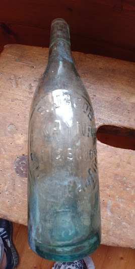 hvb-00860-01-klare-getraenkeflasche-balduin-jakob-kayna-um-1920.jpg