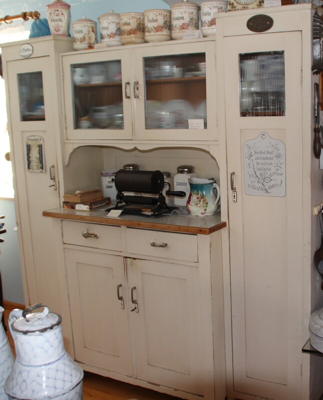 hvb-00309-kuechenschrank.jpg